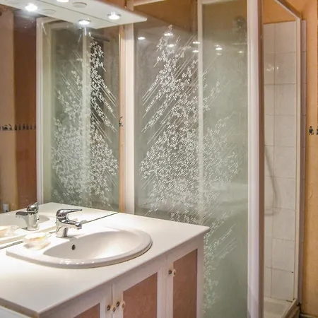 Дом отдыха Awesome In With Kitchen *